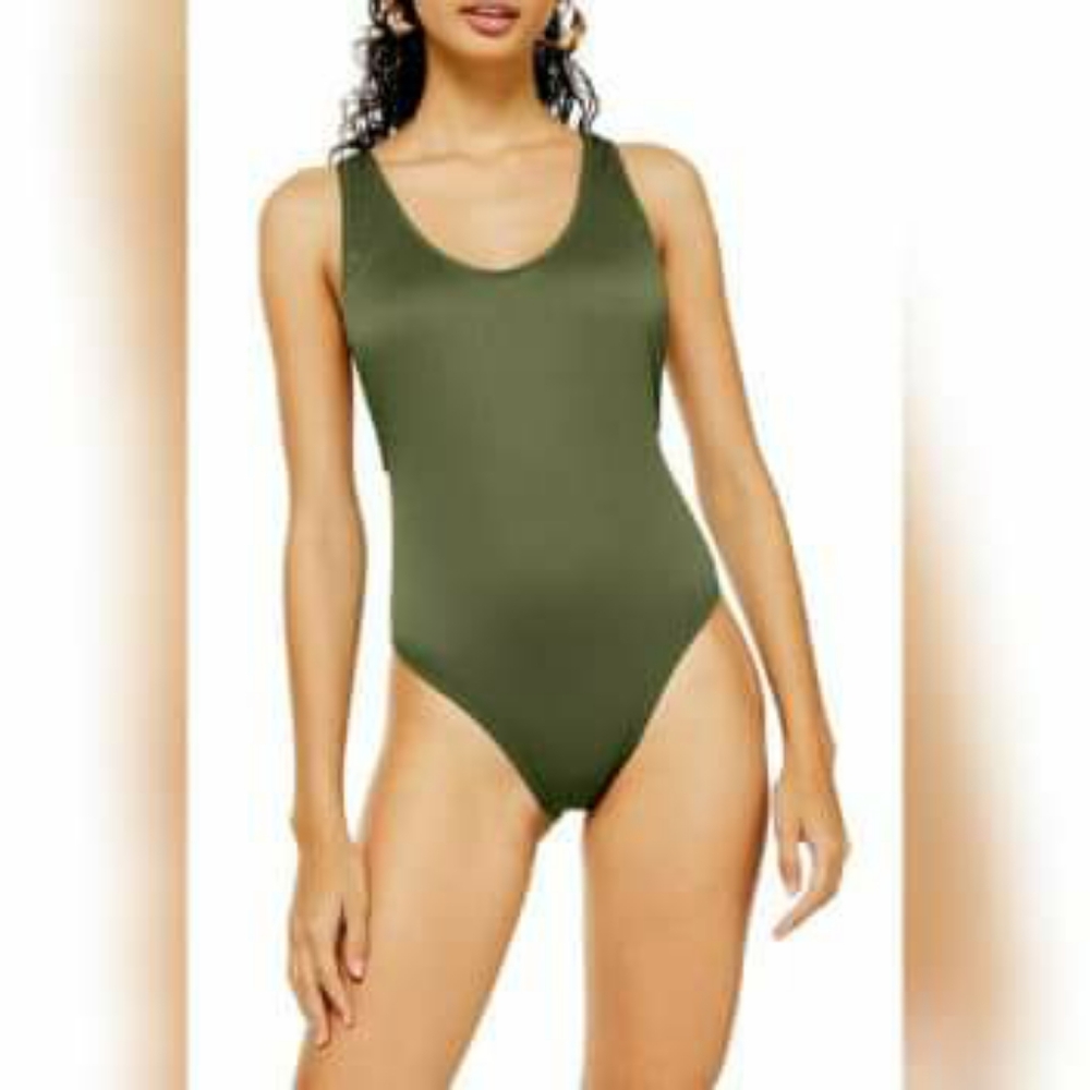TopShop Ribbed Scoop Neck One Piece Swimsu…